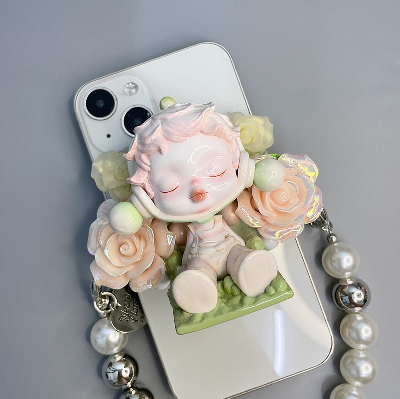 POP MART SKULLPANDA “Mind with the Wind” Handmade Decoden Phone Back Clip